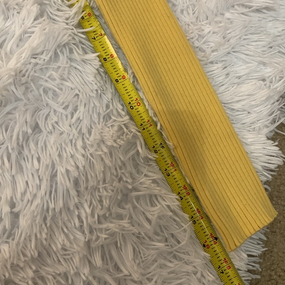 ❌SOLD❌🟡Sweater - Ribbed & studded high-collar / Size M / NEW! No tags / Comfy - Picture 11 of 13